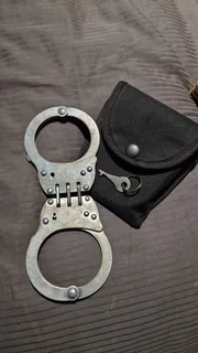 Metal Handcuffs with Key + Pouch – Good Condition