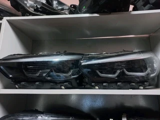 Bmw GO5 X5 headlights