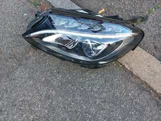 Mercedes-Benz w205 single xenon headlight
