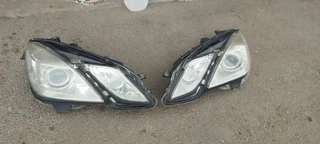 Mercedes-Benz w212 preface headlights