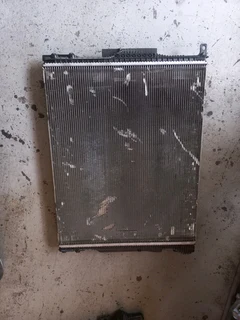 Bmw f30 radiator