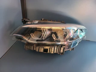 Bmw f22 adaptive LED headlight
