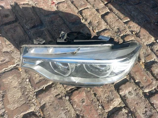 Bmw M4 headlight