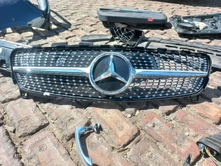 Mercedez Benz w176 Aclass diamond grill