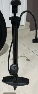 Mountain Bike - Signal 920 &amp; Accessories R 16000