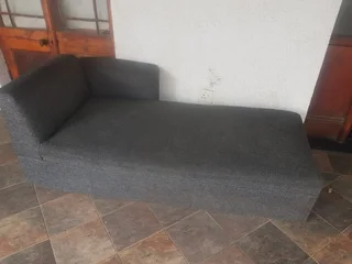 I&#39;m selling my house furniture