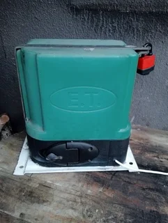 Gate Motor, rails and magnetic stoppers