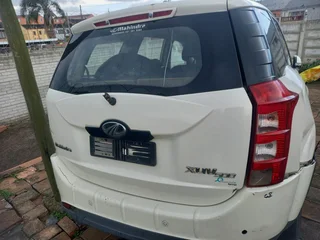 2011 Mahindra XUV500 SUV
