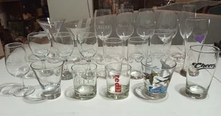 20 Glasses, 21 Shot Glasses, 6 Accessories