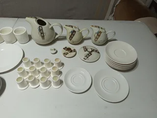 49 Piece Crockery Batch