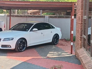 Audi A4 2.0 white