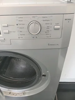 8kg Silver SMEG front loader