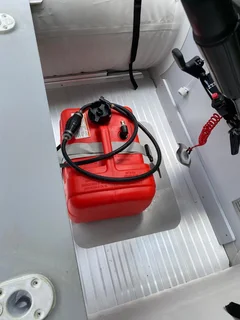 SUZUKI 15 hp Outboard