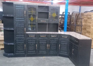 5 PIECE KITCHEN CUPBOARD