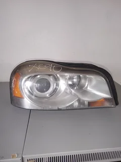 ♠VOLVO XC90 RIGHT HEAD LIGHT FOR SALE (DELIVERY AVAILABLE NATION WIDE)♠