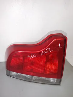 ♠VOLVO S60 2012 LEFT TAIL LIGHT FOR SALE (DELIVERY AVAILABLE NATION WIDE)♠
