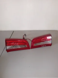 ♠volvo S60 2012 Right And Left Indicator Lights For Sale (delivery Available Nation Wide)♠