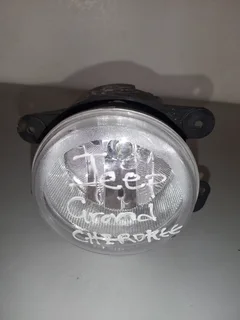 ♠jeep Grand Cherokee Right Fog Light For Sale (delivery Available Nation Wide)♠