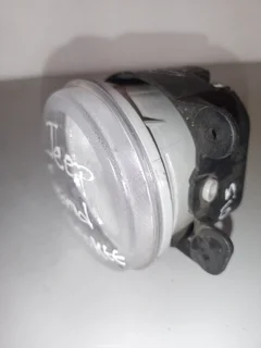 ♠JEEP GRAND CHEROKEE RIGHT FOG LIGHT FOR SALE (DELIVERY AVAILABLE NATION WIDE)♠