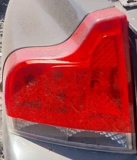♠VOLVO S60 2007 LEFT AND RIGHT TAIL LIGHTS FOR SALE (DELIVERY AVAILABLE NATION WIDE)♠