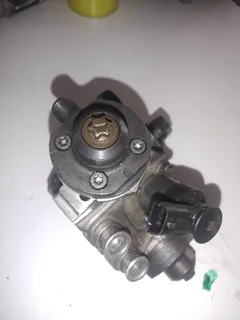 ♠VOLVO S60 D5 DIESEL PUMP AVAILABLE FOR SALE! (DELIVERY COUNTRY WIDE)♠