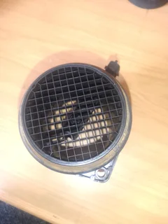 ••• VOLVO S60 D5 MASS SENSOR FOR SALE DELIVERY AVAILABLE COUNTRY WIDE •••