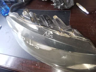 ••• VOLKSWAGEN POLO 6 RIGHT HEADLIGHT FOR SALE DELIVERY AVAILABLE COUNTRY WIDE •••