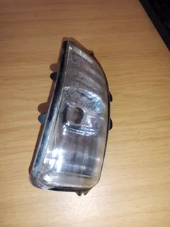 Rightside Mirror Turn Signal For Volvo C30 C70 S80 S40 V50 S60 V70 On Purchase Delivery Available