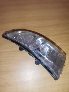 RIGHTSIDE MIRROR TURN SIGNAL FOR VOLVO C30 C70 S80 S40 V50 S60 V70 ON PURCHASE DELIVERY AVAILABLE