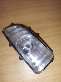 RIGHTSIDE MIRROR TURN SIGNAL FOR VOLVO C30 C70 S80 S40 V50 S60 V70 ON PURCHASE DELIVERY AVAILABLE