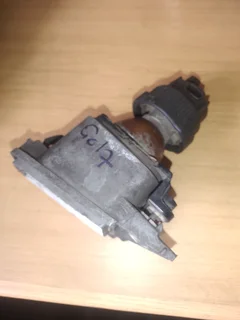 VOLKSWAGEN GOLF OLD MODEL FOG LIGHT FOR SALE ••• DELIVERY AVAILABLE COUNTRY WIDE ••••