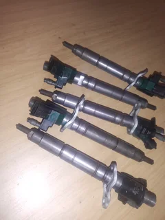 XC60 VOLVO DIESEL INJECTORS FOR SALE DELIVERY AVAILABLE COUNTRY WIDE