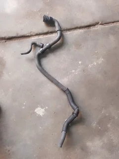 VOLVO•FORD RADIATOR HOSE FOR SALE DELIVERY AVAILABLE COUNTRY WIDE