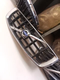 Volvo Xc70 2008 Bumper Grill Engine For Sale Delivery Available Country Wide