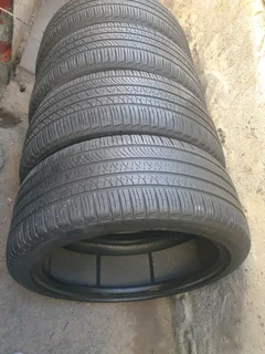 285 40 23.PIRELLI SCORPION ZERO