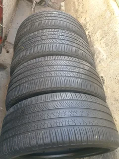 285 40 23.PIRELLI SCORPION ZERO