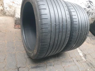 285 35 18.goodyear Eagle F1