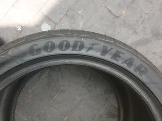 295 35 19.GOODYEAR EAGLE F1