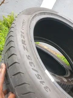 315 35 21.PIRELLI PZERO