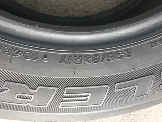235 65 17.BRIDGESTONE DUELER H/P