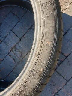 295 35 21.MICHELIN LATITUDE SPORT 3