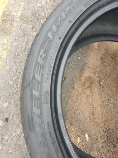 275 40 20 and 315 35 20.BRIDGESTONE DUELER RUNFLAT