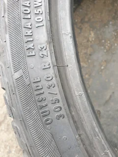 305 30 23.CONTINENTAL CROSS CONTACT