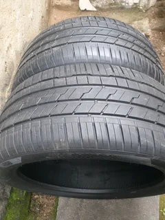 275 40 21.HANKOOK VENTUS RUNFLAT