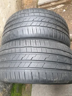 275 40 21.HANKOOK VENTUS RUNFLAT