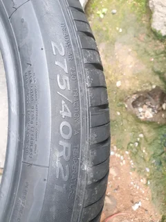 275 40 21.HANKOOK VENTUS RUNFLAT