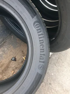 235 55 19.CONTINENTAL CONTACT 5