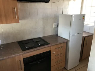 Pet Friendly 2 Bed Town House TO RENT