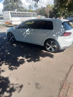 2014 Volkswagen Golf Hatchback