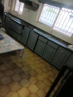 Kitchen Furniture Spray Painting